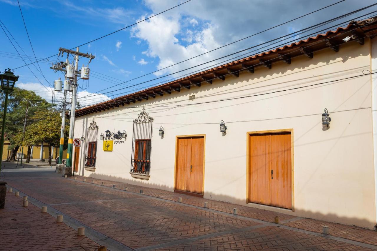 Apartamentos Casco Historico Comayagua Buitenkant foto